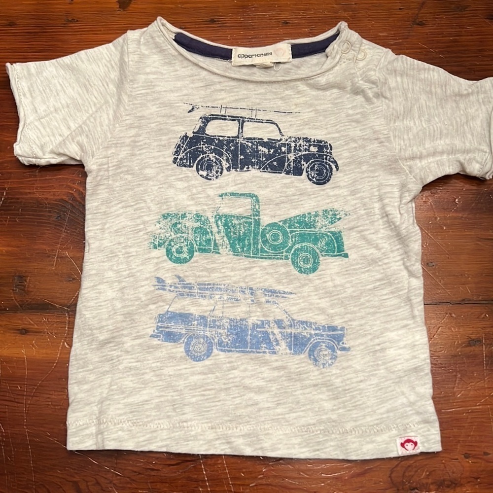 Baby boy Appaman grey shirt sleeve tee with surf cars size 3-6 months